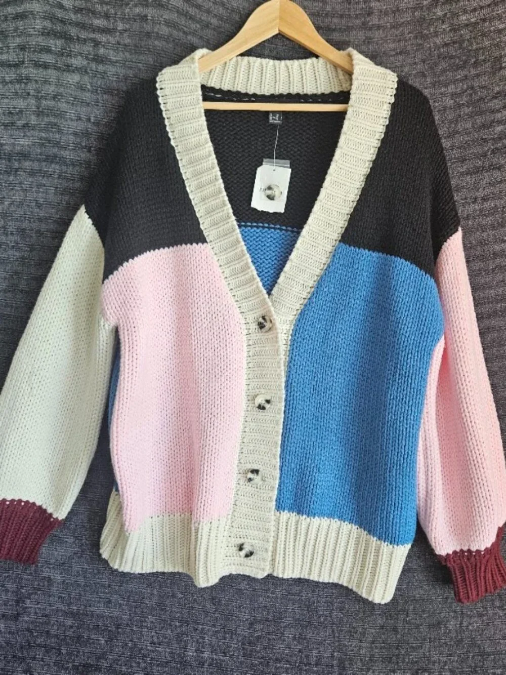 NWT Colorblock Chunky Knit Cardigan Sweater Size XL Pink Blue Button Front Cozy